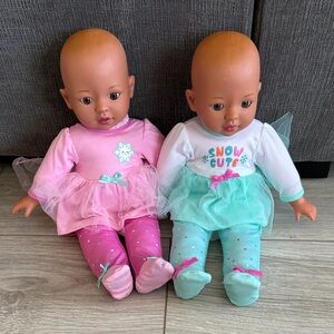 Members Mark Sweet Twins Vinyl Dolls Snow Cute Edition